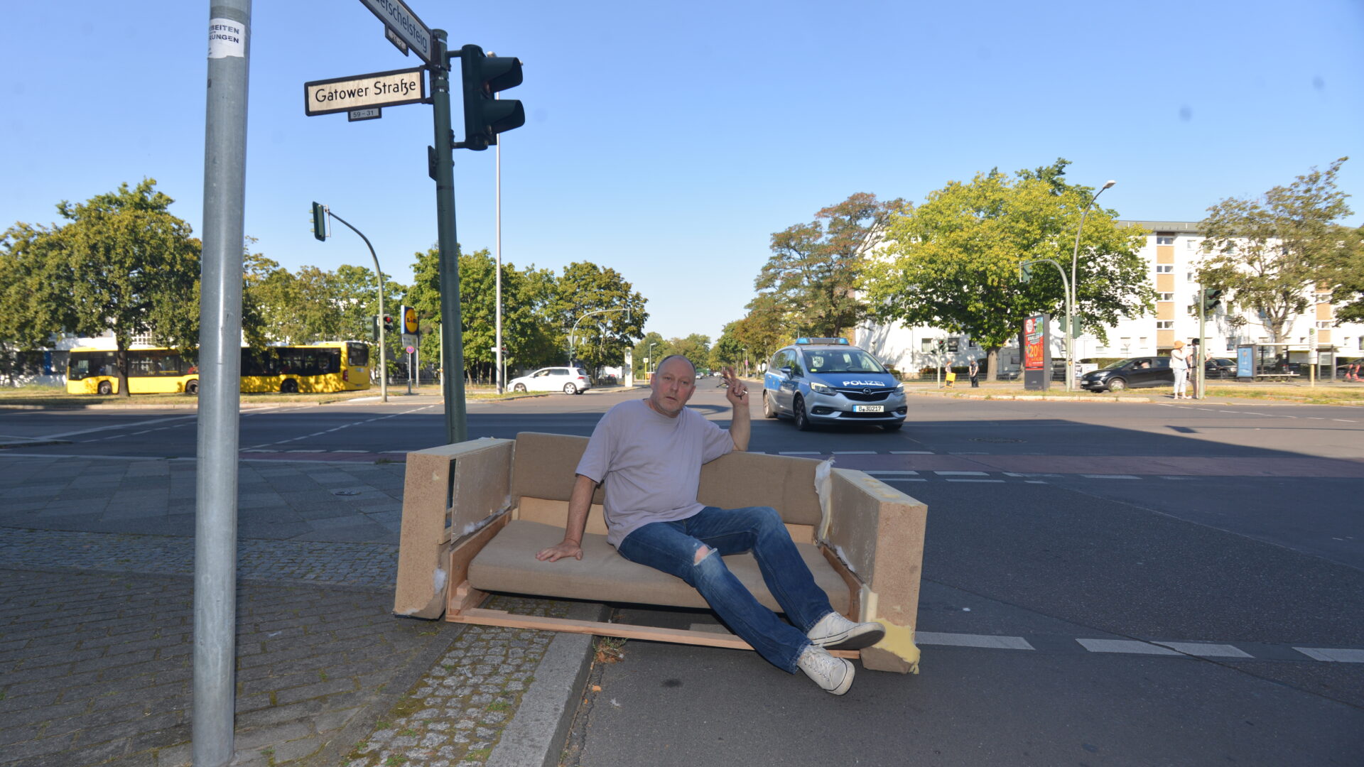 Spandau: Verkehrsschule mit Ordnungskräften